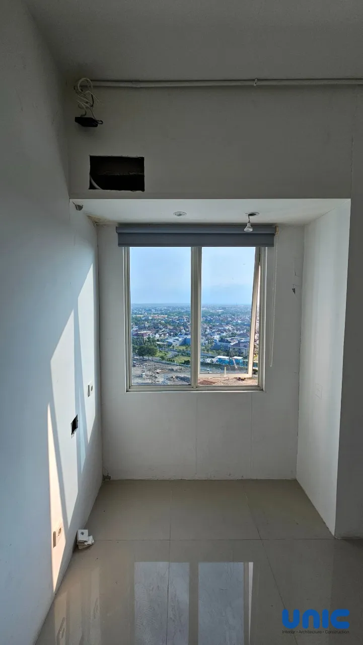 Desain Interior Apartemen 2BR Tanglin Pakuwon Mall Surabaya: Transformasi Studio Multifungsi untuk Keluarga Besar - Gallery 12