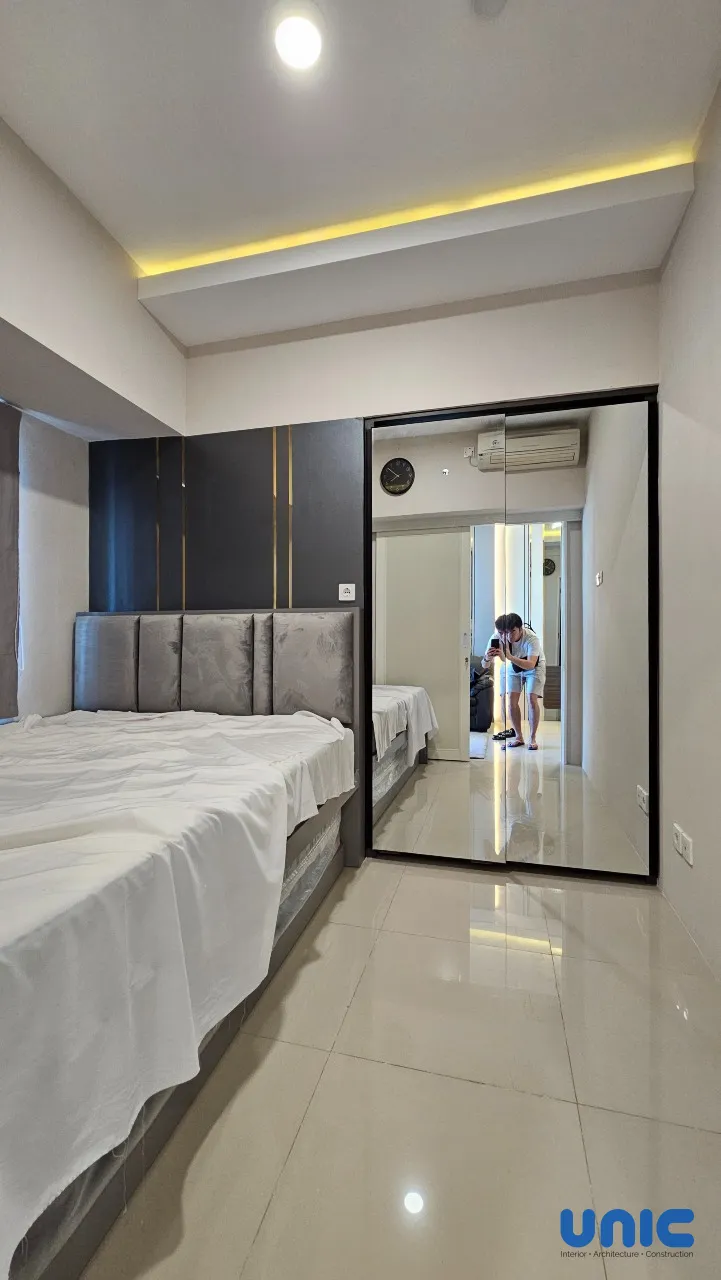 Desain Interior Apartemen 2BR Tanglin Pakuwon Mall Surabaya: Transformasi Studio Multifungsi untuk Keluarga Besar - Gallery 19