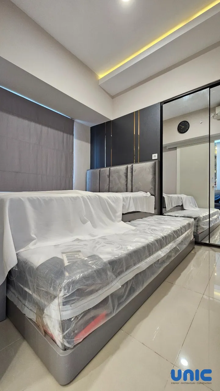 Desain Interior Apartemen 2BR Tanglin Pakuwon Mall Surabaya: Transformasi Studio Multifungsi untuk Keluarga Besar - Gallery 20