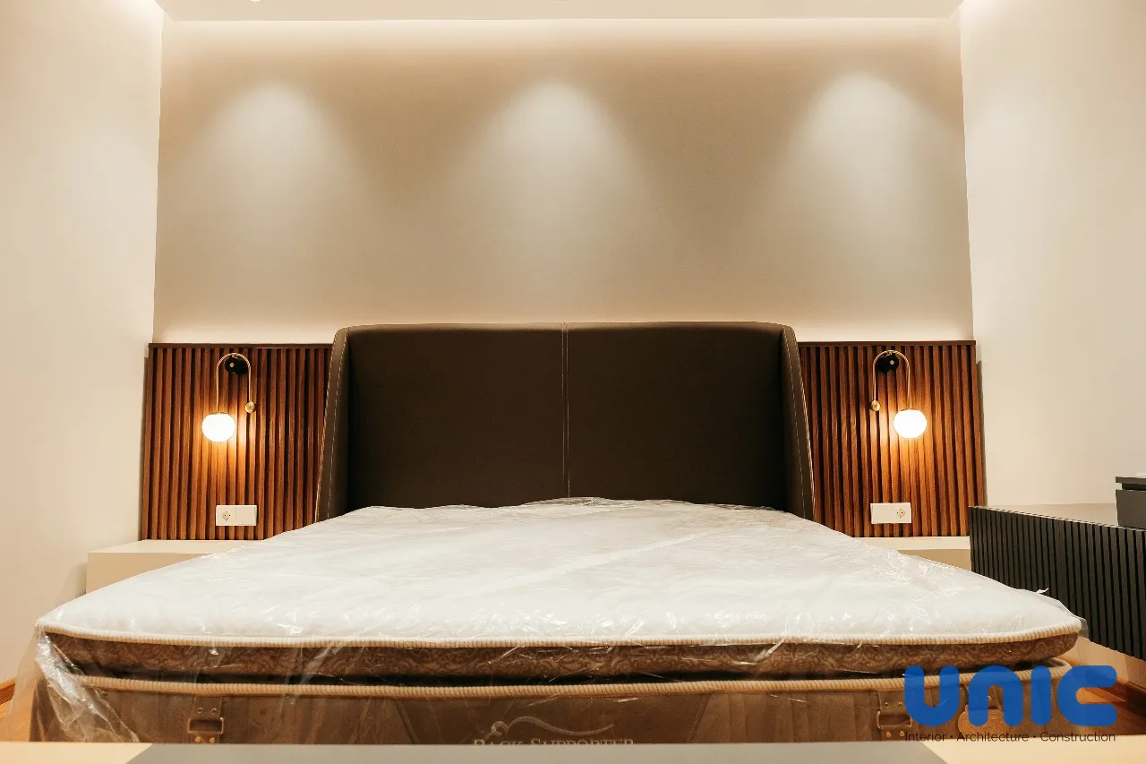 Interior Kamar Utama Northwest Lake Surabaya: Desain Mewah dengan Strategi Hybrid Custom - Gallery 2