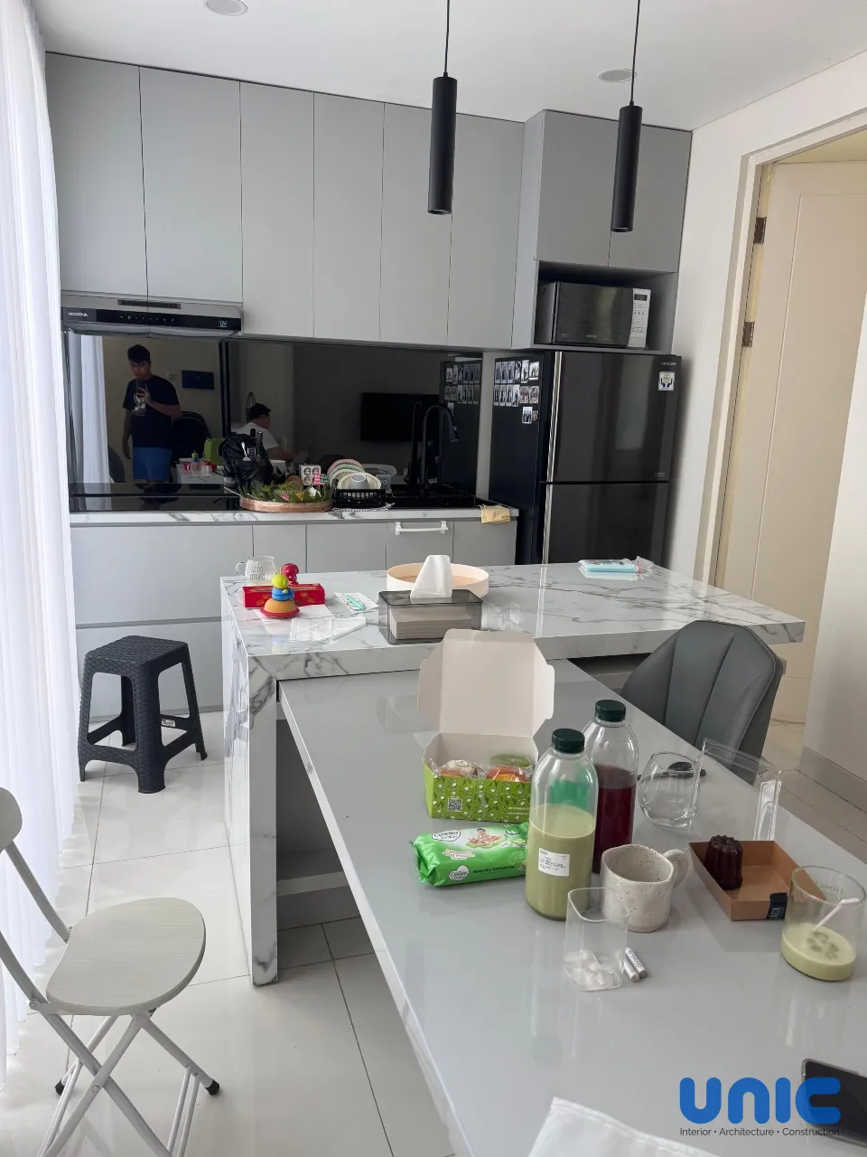 Interior Minimalis Modern Grand Pakuwon Surabaya: Solusi Hunian Compact Cluster Adelaide - Gallery 22