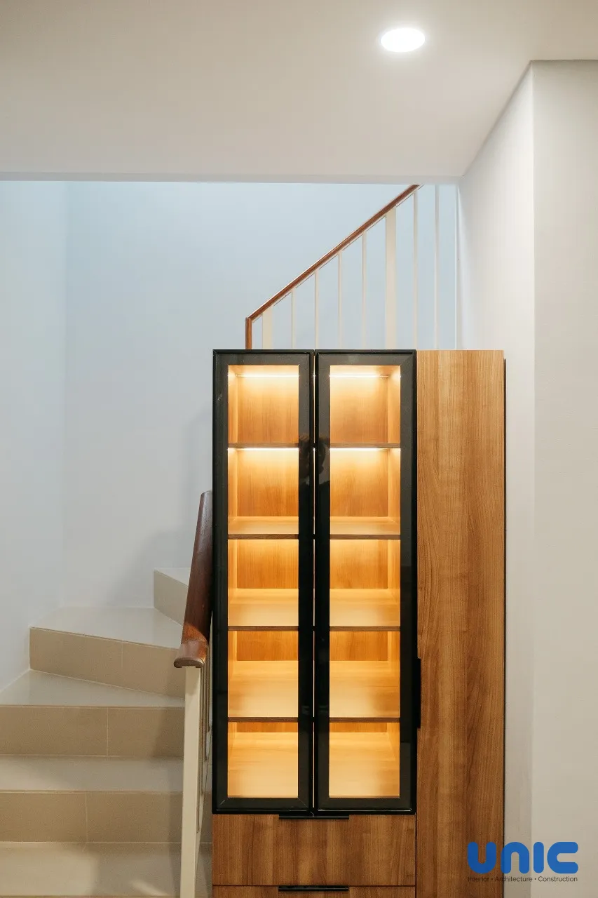 Interior Rumah 5x11 Northwest Lake Surabaya: Solusi Open Space & Furnitur Multifungsi - Gallery 9