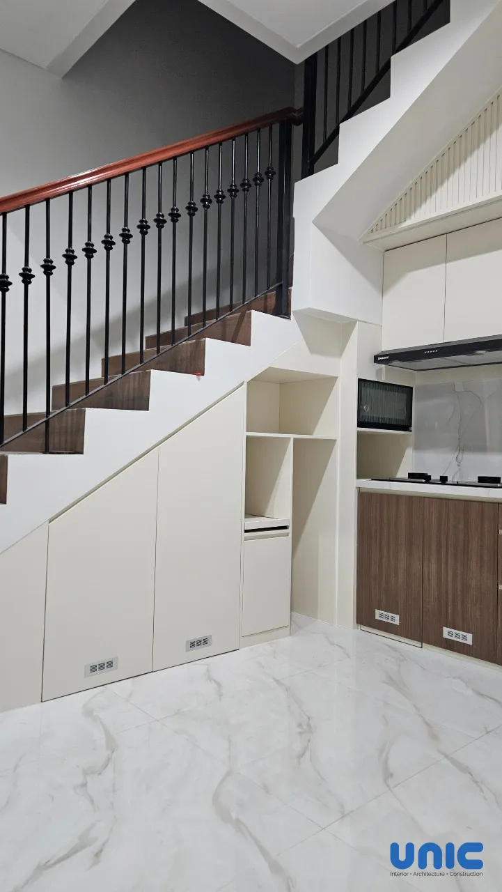 nterior Malang: Solusi Dapur Bawah Tangga & Ruang Multifungsi di Citra Garden - Gallery 8
