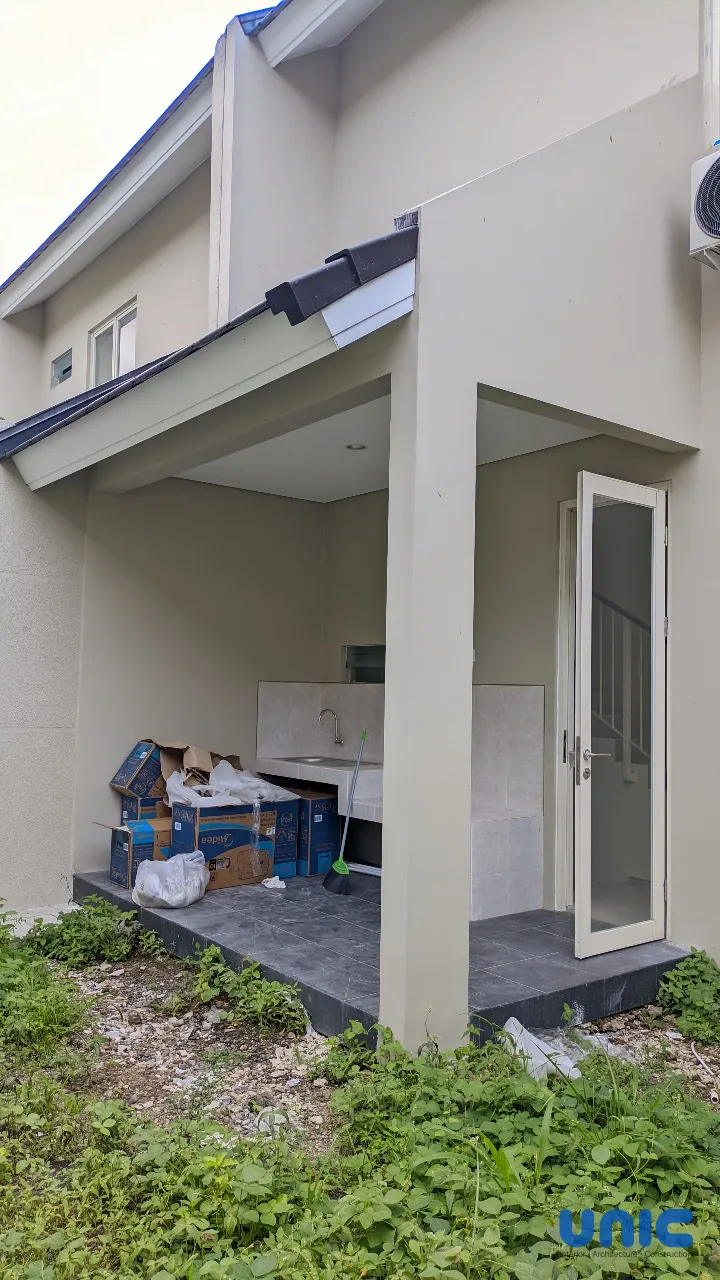 Renovasi Area Belakang Northwest Park Surabaya: Transformasi Lahan 7x5 Menjadi Dapur Kotor & Taman Tropis - Gallery 8