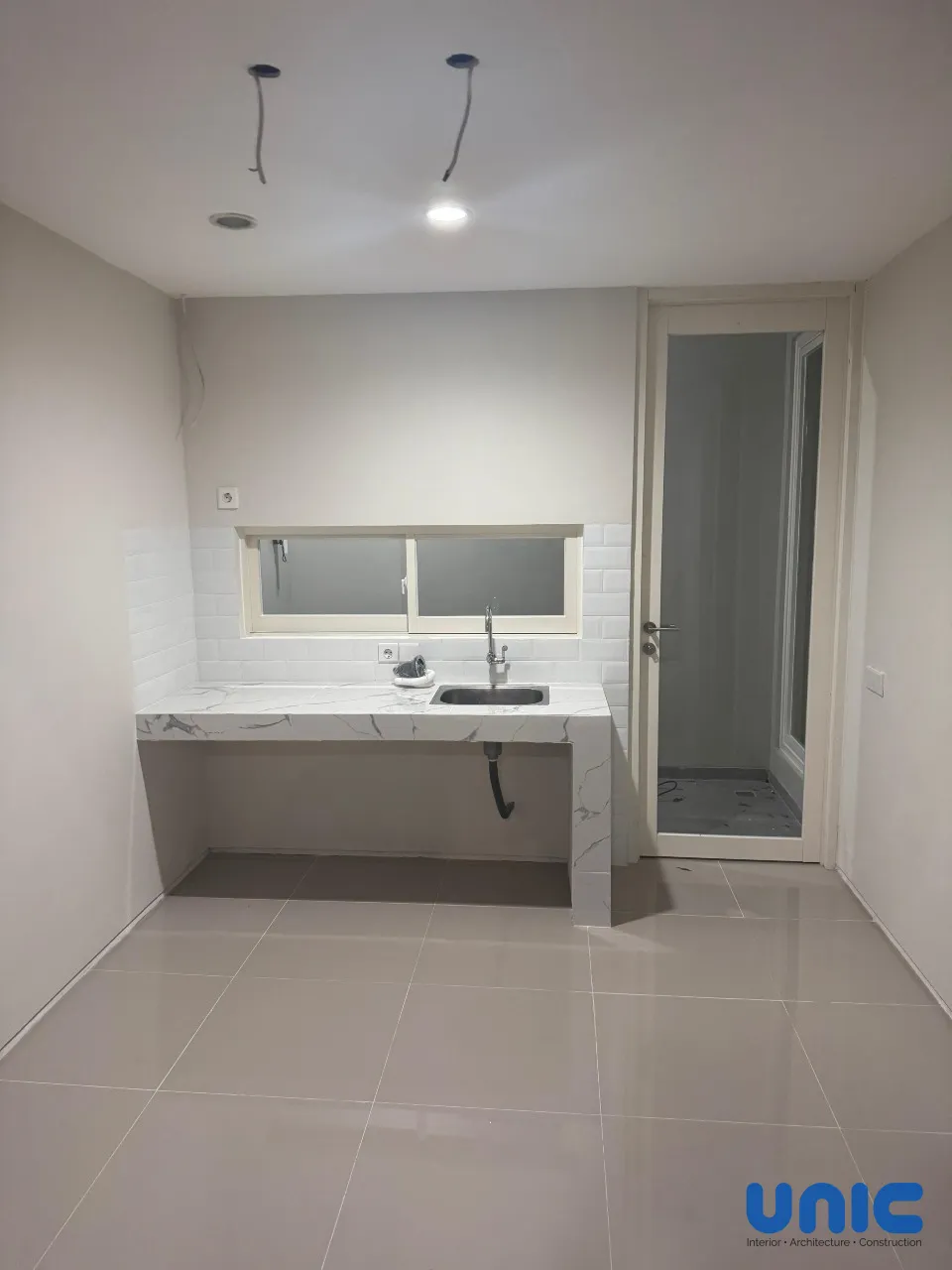 Renovasi Rumah Northwest Park Citraland Surabaya: Transformasi Lahan 6x3 Menjadi Area Kamar & Dapur Modern - Gallery 10